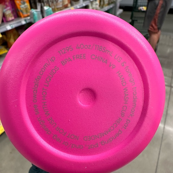 Owala 42 oz Color Drop Freesip Stainless Steel Water Bottle Serene Hot Pink - Picture 4 of 4